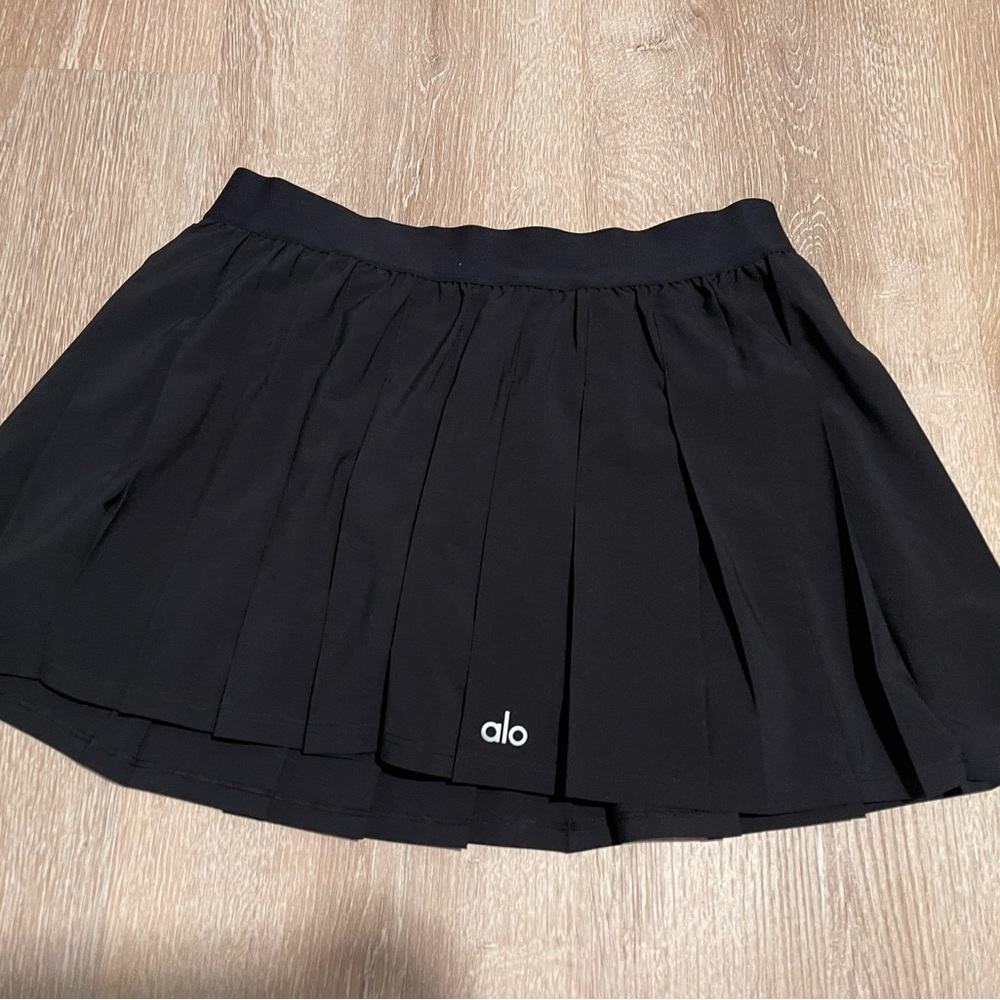 Alo varsity skirt new without tag